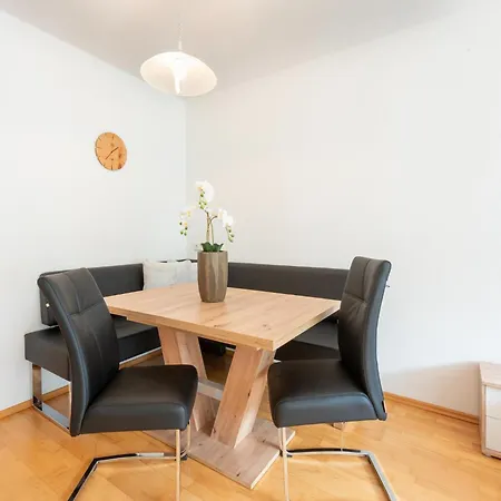 Apartment Apartment In Strengen Near Ski Bus Strengen