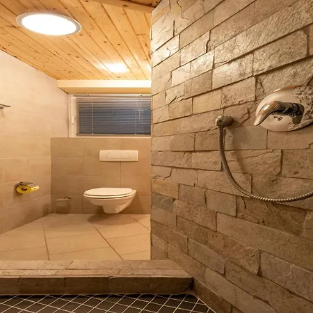 Apartamento In Near Bus Strengen